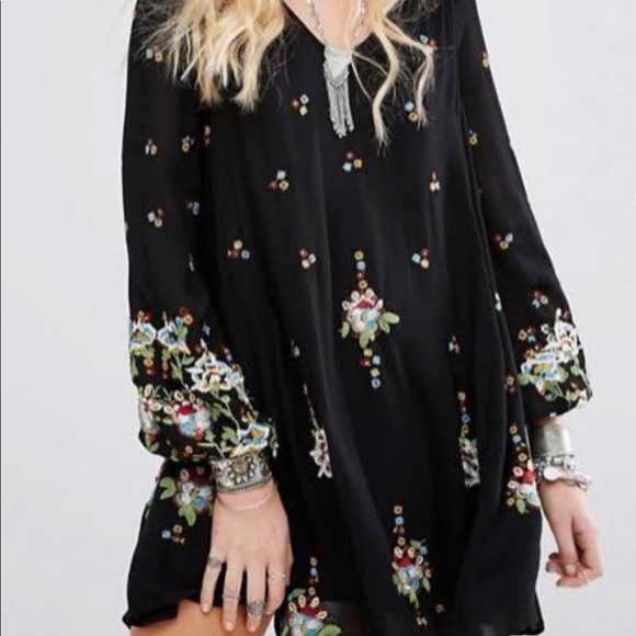 Free People Dresses & Skirts - Free People Oxford embroidered mini dress